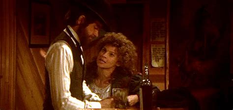 McCabe & Mrs. Miller -  A Gritty Western Love Story Embroidered With Haunting Melancholy!